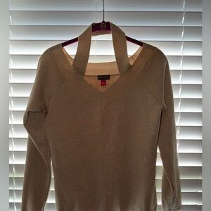 Vince Camuto Tan V-Neck Sweater